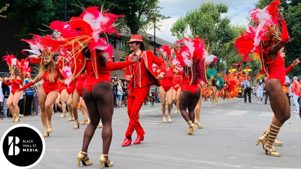 The grand parade on Monday, August 28, forms the carnival's main highlight. 
